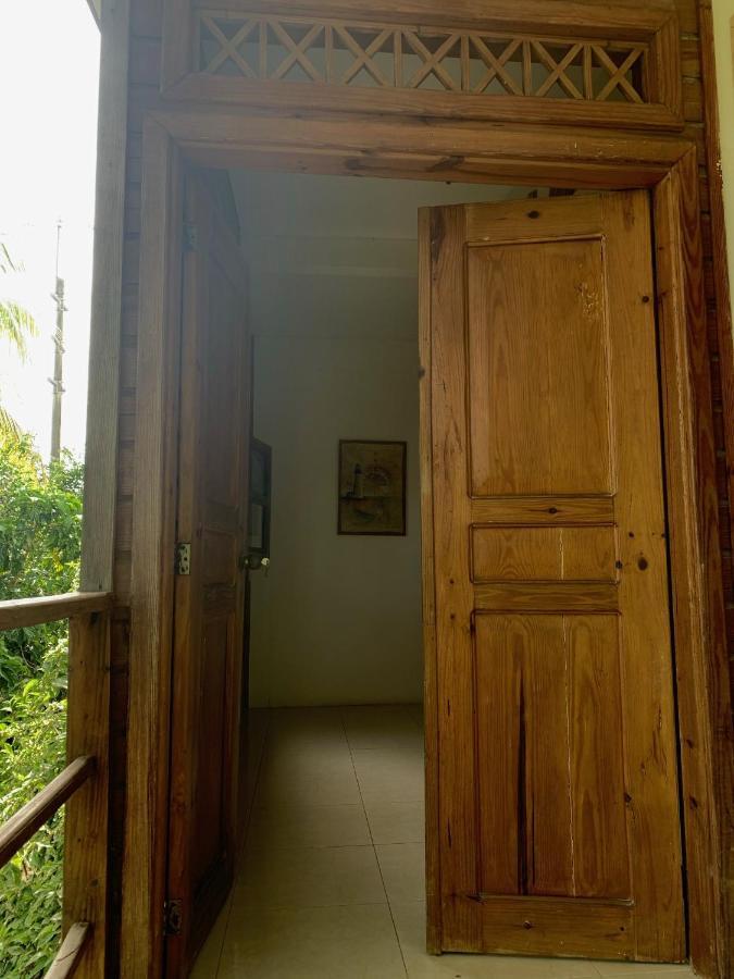 Hostal Casaluna San Andres Экстерьер фото