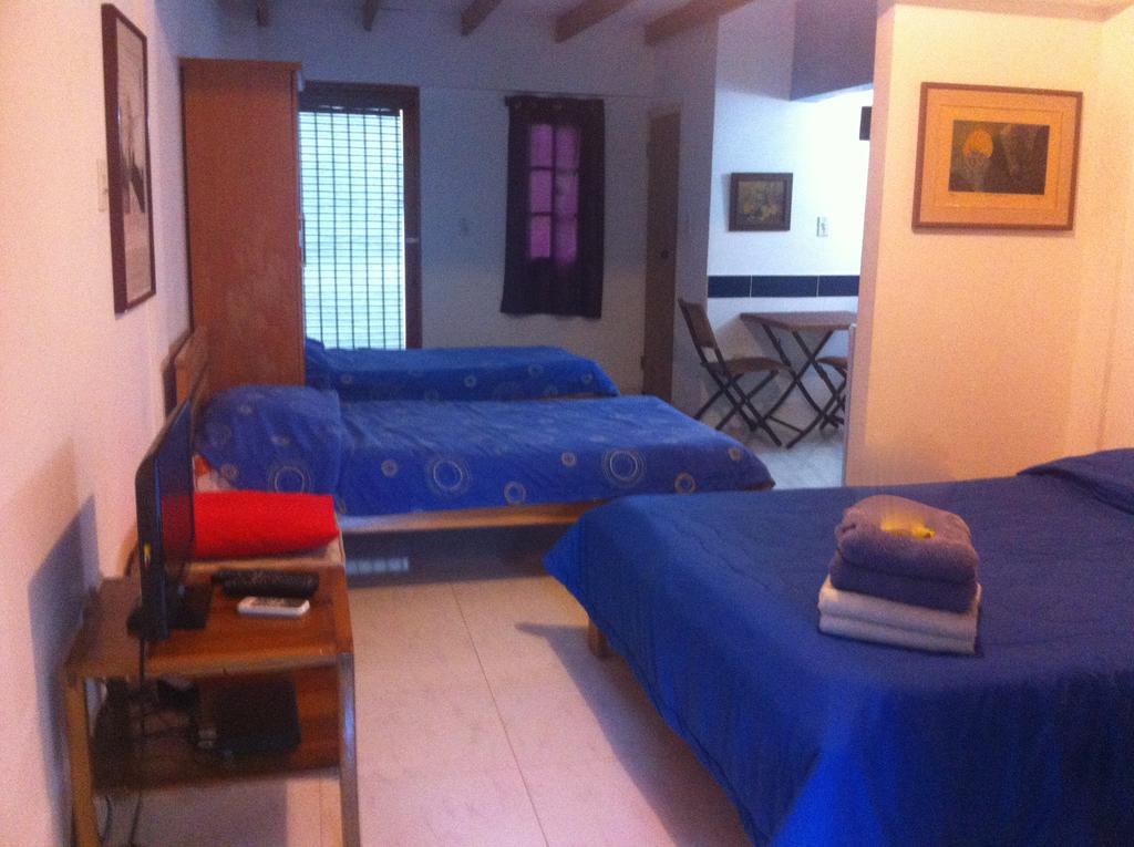 Hostal Casaluna San Andres Номер фото